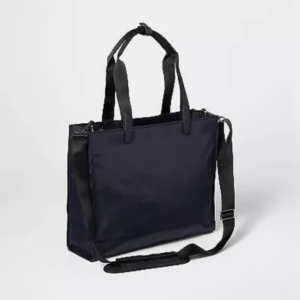 Signature Professional Tote Bag Black - Open Story